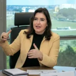 Governo Lula avalia revogar taxa das blusinhas de olho em 2026.