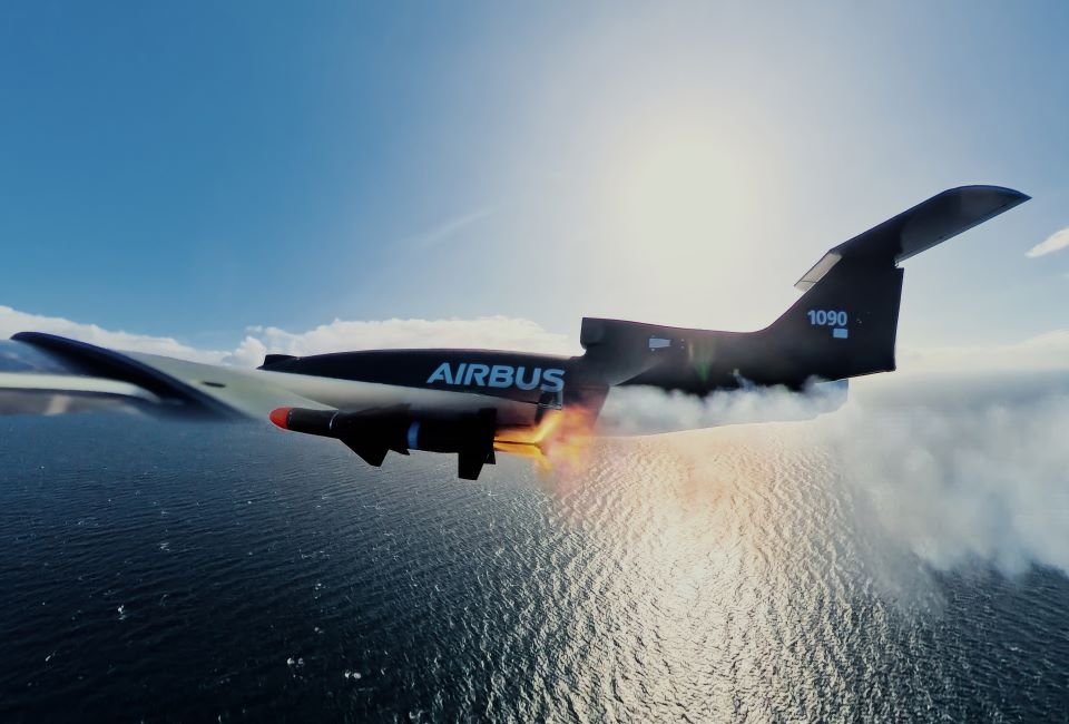 Airbus testa interceptador anti-drone enquanto estoques de mísseis no Golfo se esgotam.