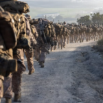 Polymarket dá 71% de chances de forças dos EUA entrarem no Irã até o fim de abril.