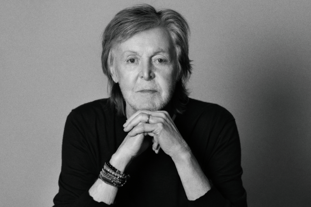 Paul McCartney anuncia novo álbum solo, o primeiro em mais de cinco anos.