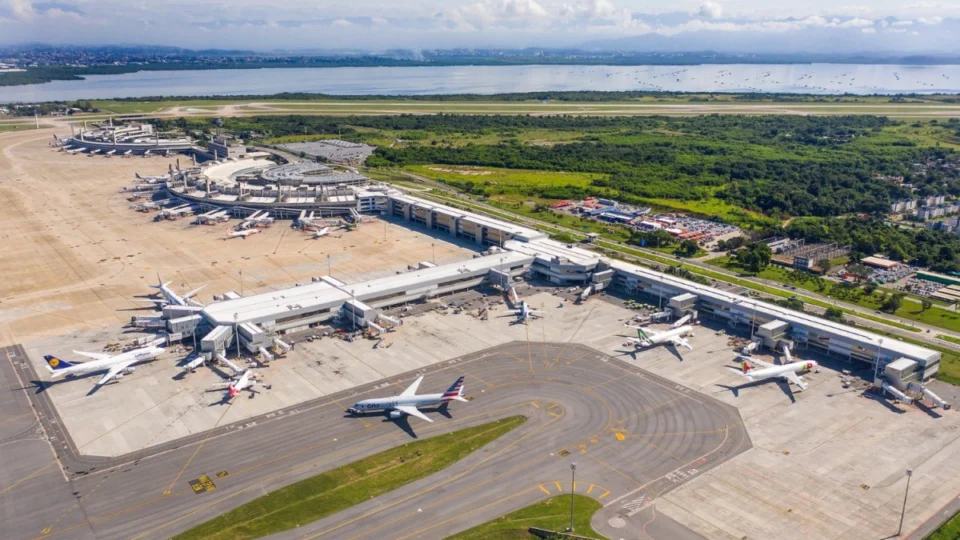 Aena arremata Galeão por R$ 2,9 bi e vira maior operadora de aeroportos do país