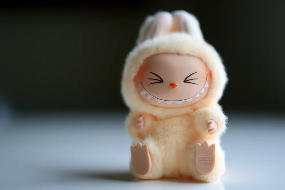 Labubu vai para o cinema com diretor de Paddington, Paul King.