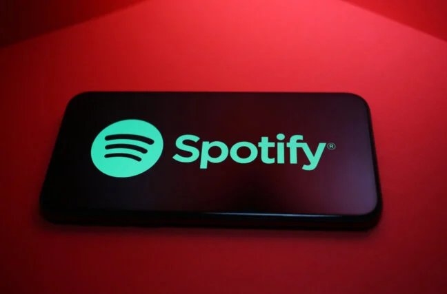 Spotify lança ferramenta que permite artistas bloquearem lançamentos não autorizados.
