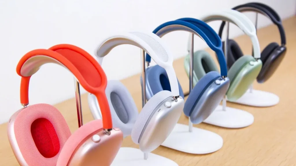 Engenheiros da Apple explicam como o AirPods Max 2 melhorou sem redesign.