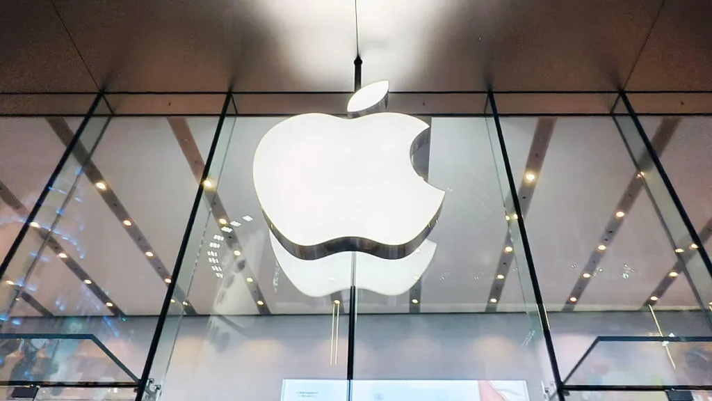 A Apple está desenvolvendo seis novas categorias de produtos, diz Gurman.
