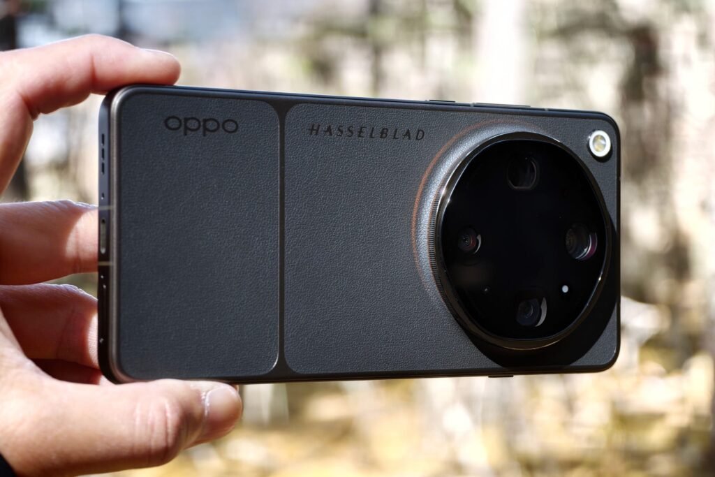 O Find X9 Ultra da Oppo chega às lojas como o primeiro smartphone Ultra global da marca.