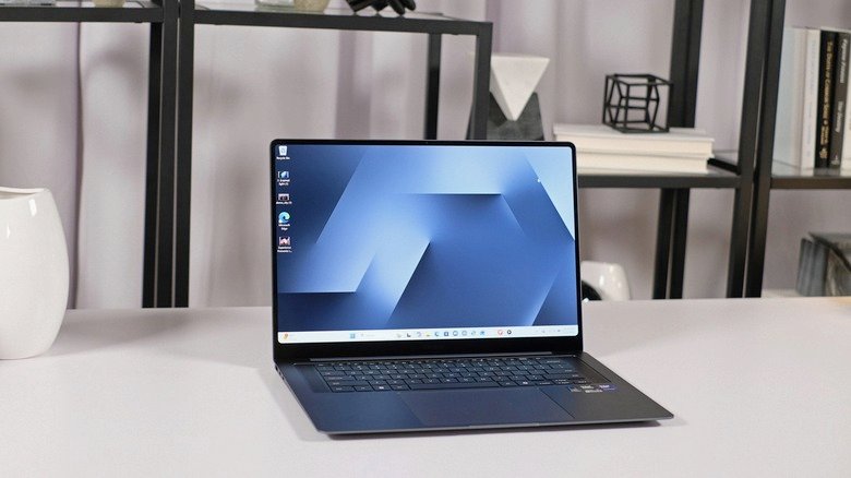 Samsung lança seu primeiro laptop voltado para empresas.