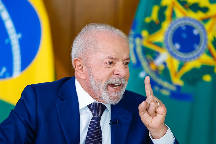 Lula defende proibição das bets e prepara pacote contra dívidas.
