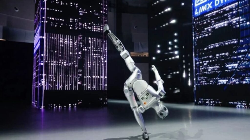 LimX Dynamics lança robô humanoide dançarino por US$ 41 mil.
