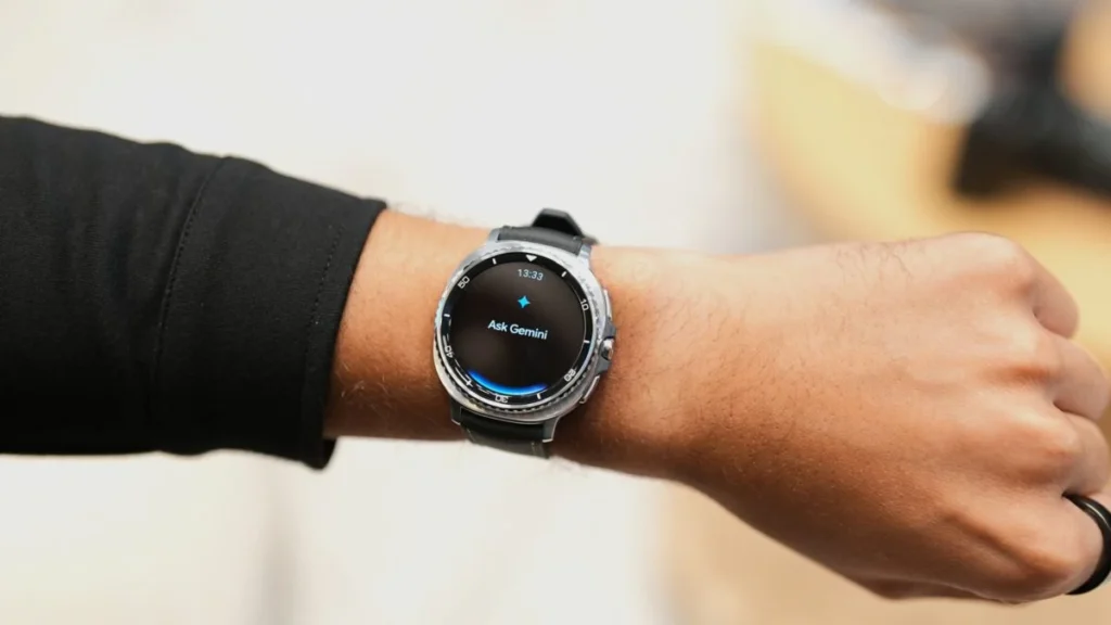 O Gemini do Google ganha novo design de sobreposição nos relógios Wear OS.
